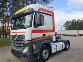 Mercedes-Benz Actros 1845 Mercedes-Benz Actros 1845
