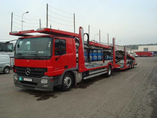 Mercedes-Benz 1836 