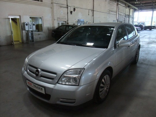 Opel Signum 