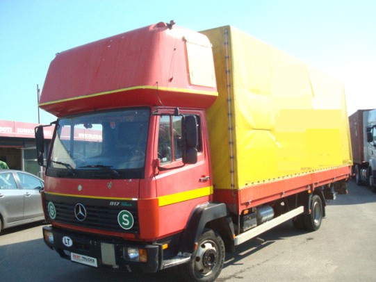 Mercedes-Benz 817 