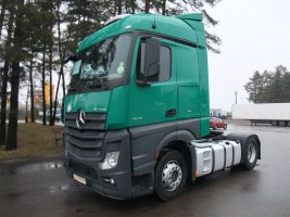 Mercedes-Benz Actros 1845 Mercedes-Benz Actros 1845